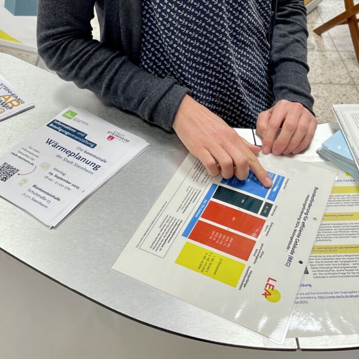 2025-09-26-Infostand-Steinheim-02-c-LEA post-img